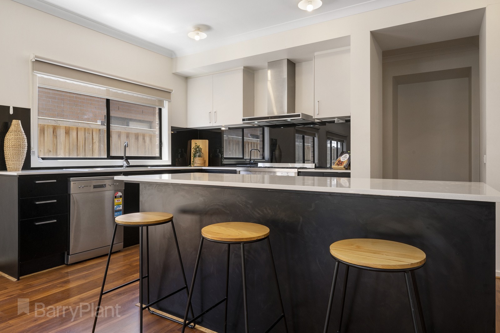 63 Bensonhurst Parade, Point Cook, VIC 3030, Point Cook - Thumbnail 4