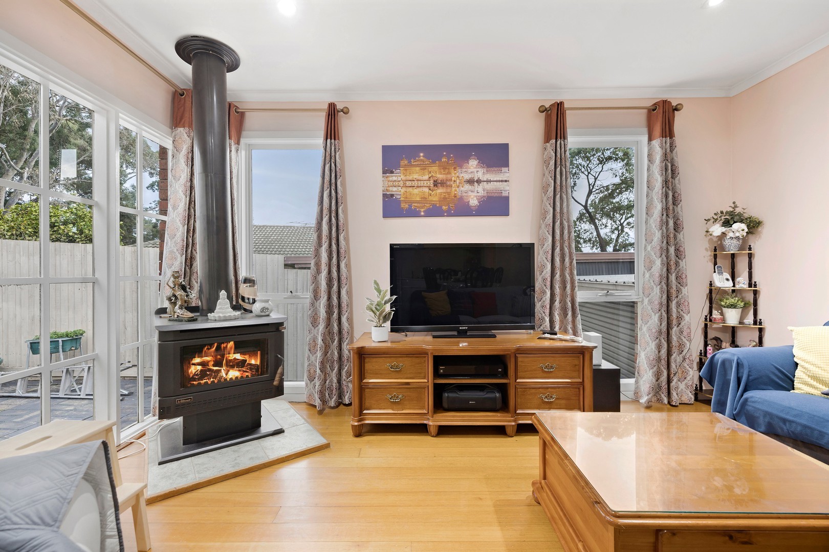 63 Chartwell Drive, Wantirna, VIC 3152 - Thumbnail 2 - 31/08/2026