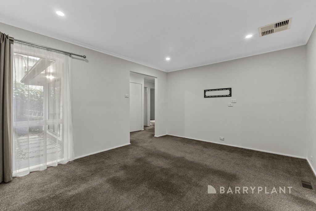 63 Commercial Road, Mount Evelyn, VIC 3796, Mount Evelyn - Thumbnail 5