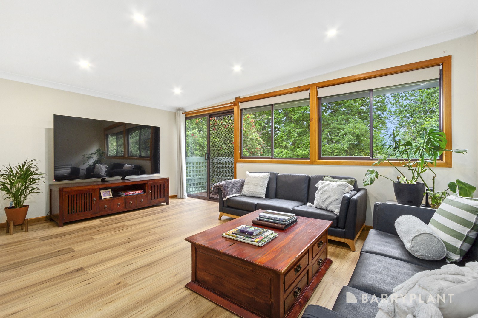 63 Forest Road, Ferntree Gully, VIC 3156 - Thumbnail 2 - 13/11/2025