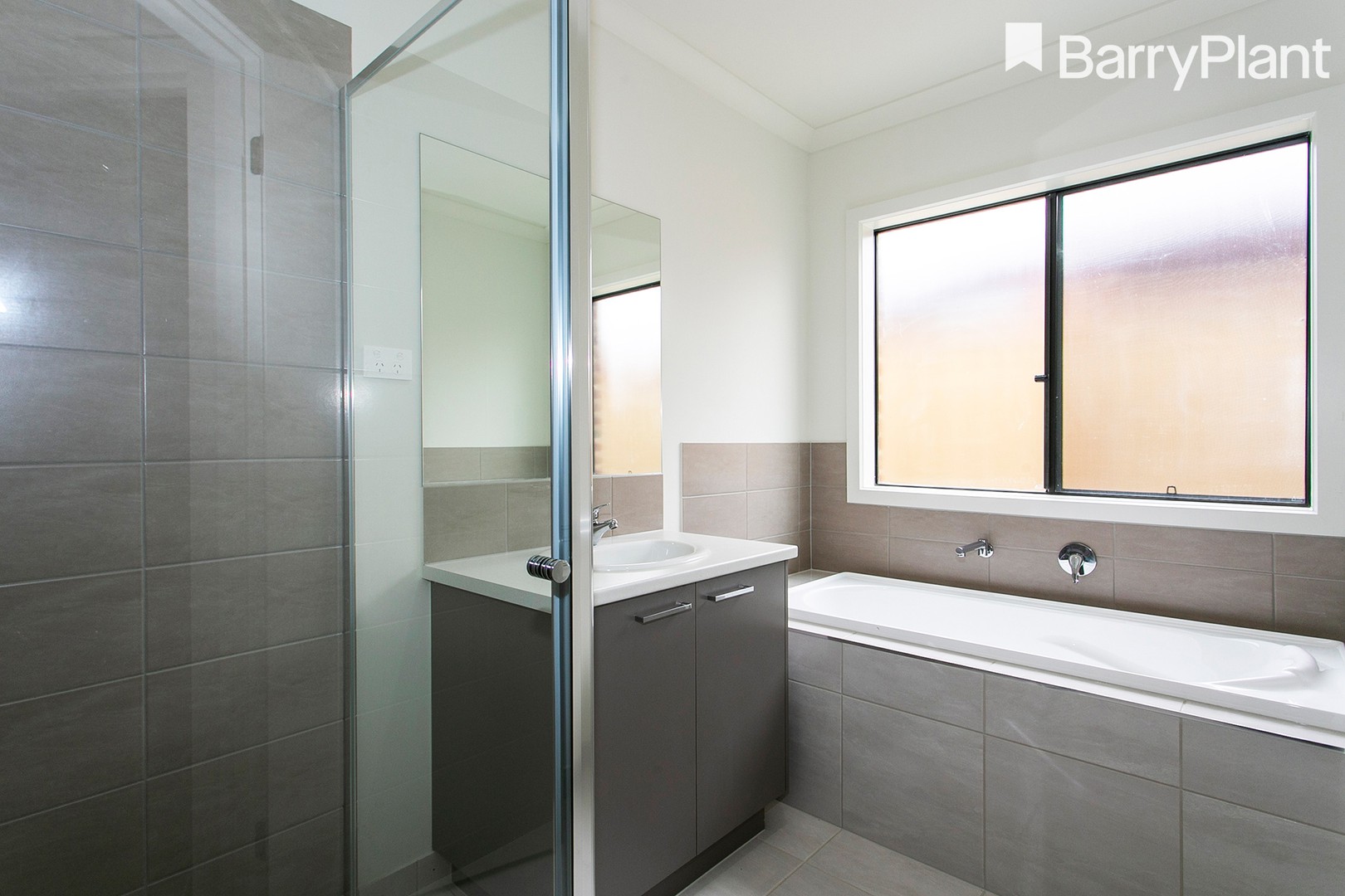 63 Garrad Crescent, Clyde, VIC 3978, Clyde - Thumbnail 5
