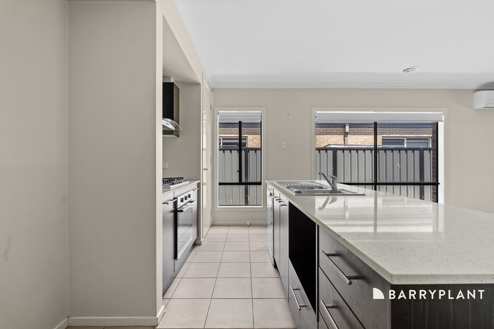 63 Gateshead Street, Craigieburn, VIC 3064, Craigieburn - Thumbnail 4
