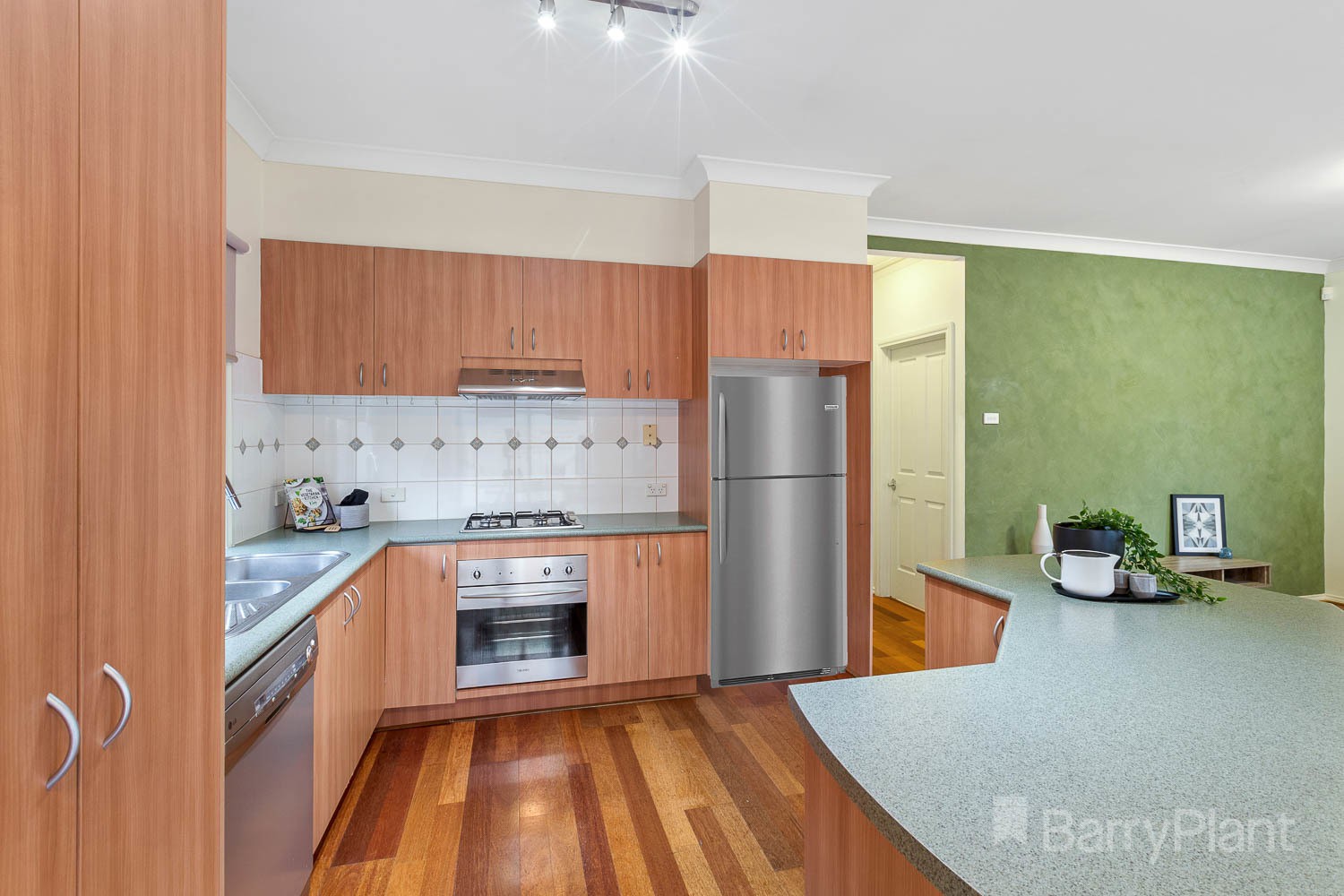 63 Grampians Way, Caroline Springs, VIC 3023, Caroline Springs - Thumbnail 5