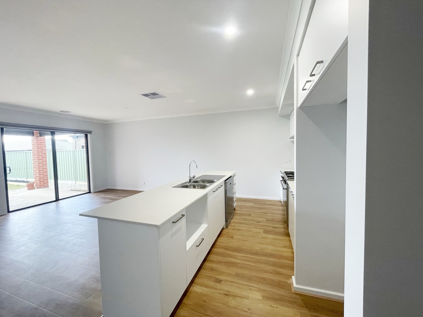 63 Graves Street, Kilmore, VIC 3764, Kilmore - Thumbnail 3