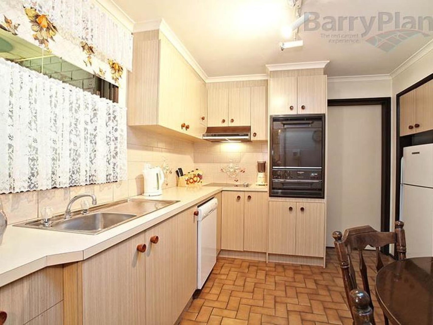 63 Hume Avenue, Melton South, VIC 3338, Melton South - Thumbnail 4