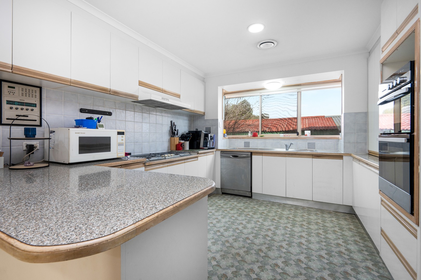 63 Leila Crescent, Bell Post Hill, VIC 3215 - Thumbnail 2 - 17/03/2025