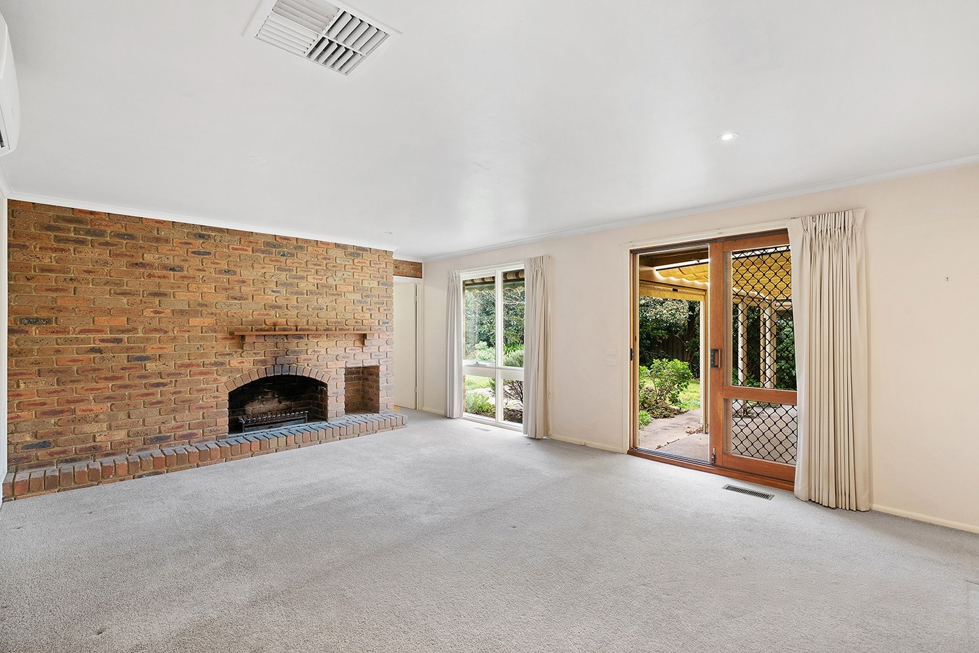 63 Lockhart Road, Ringwood North, VIC 3134, Ringwood North - Thumbnail 6