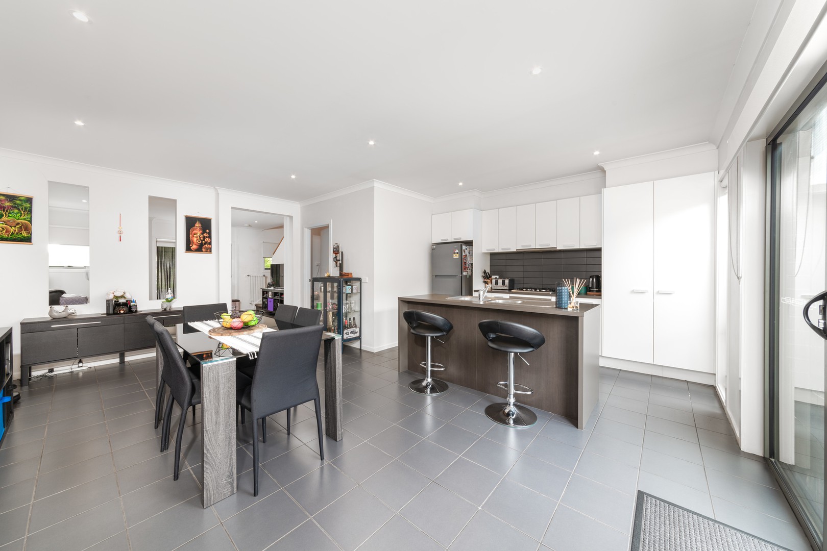 63 Lyndarum Drive, Epping, VIC 3076, Epping - Thumbnail 2
