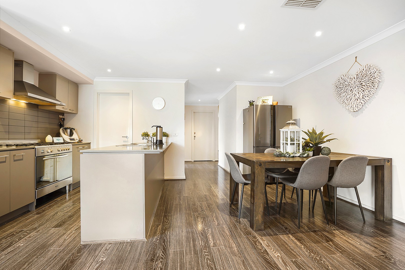 63 Macumba Drive, Clyde North, VIC 3978, Clyde North - Thumbnail 4