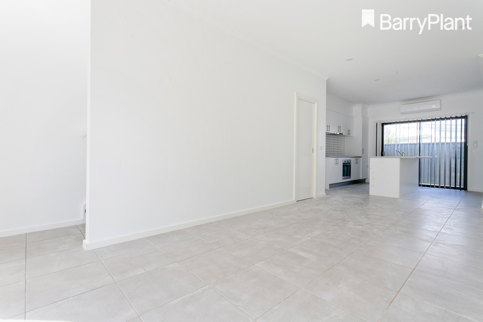 63 Nugget Way, Cranbourne East, VIC 3977, Cranbourne East - Thumbnail 4
