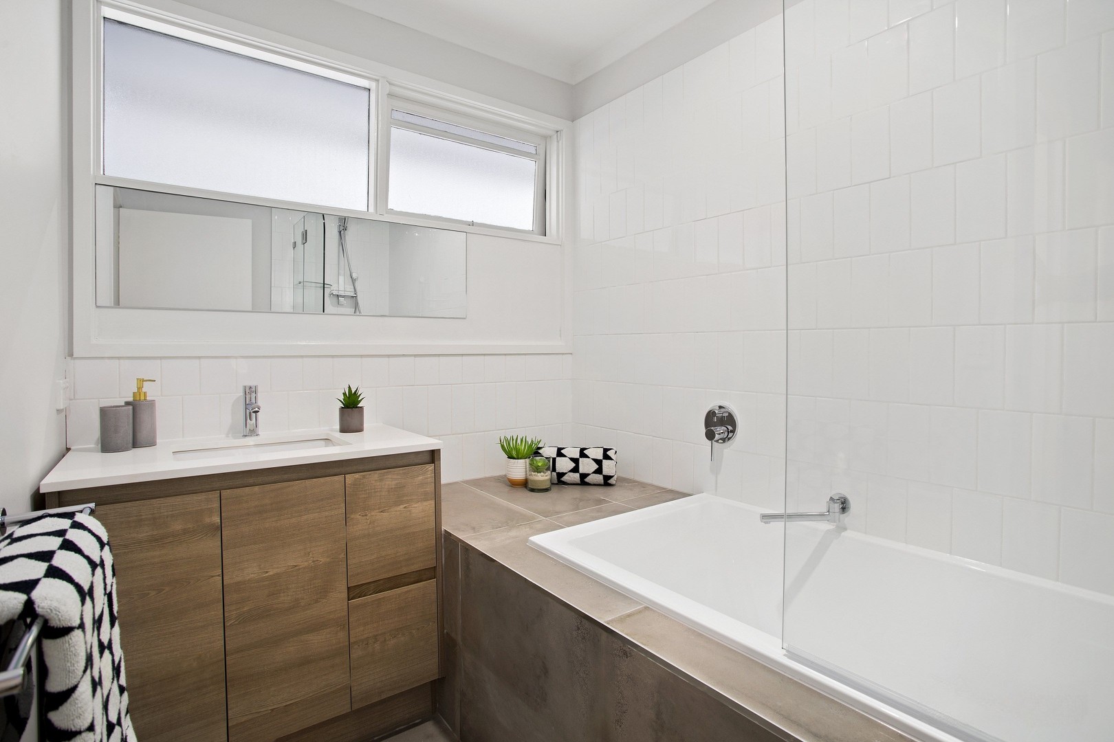 63 Owens Street, Doncaster East, VIC 3109, Doncaster East - Thumbnail 4