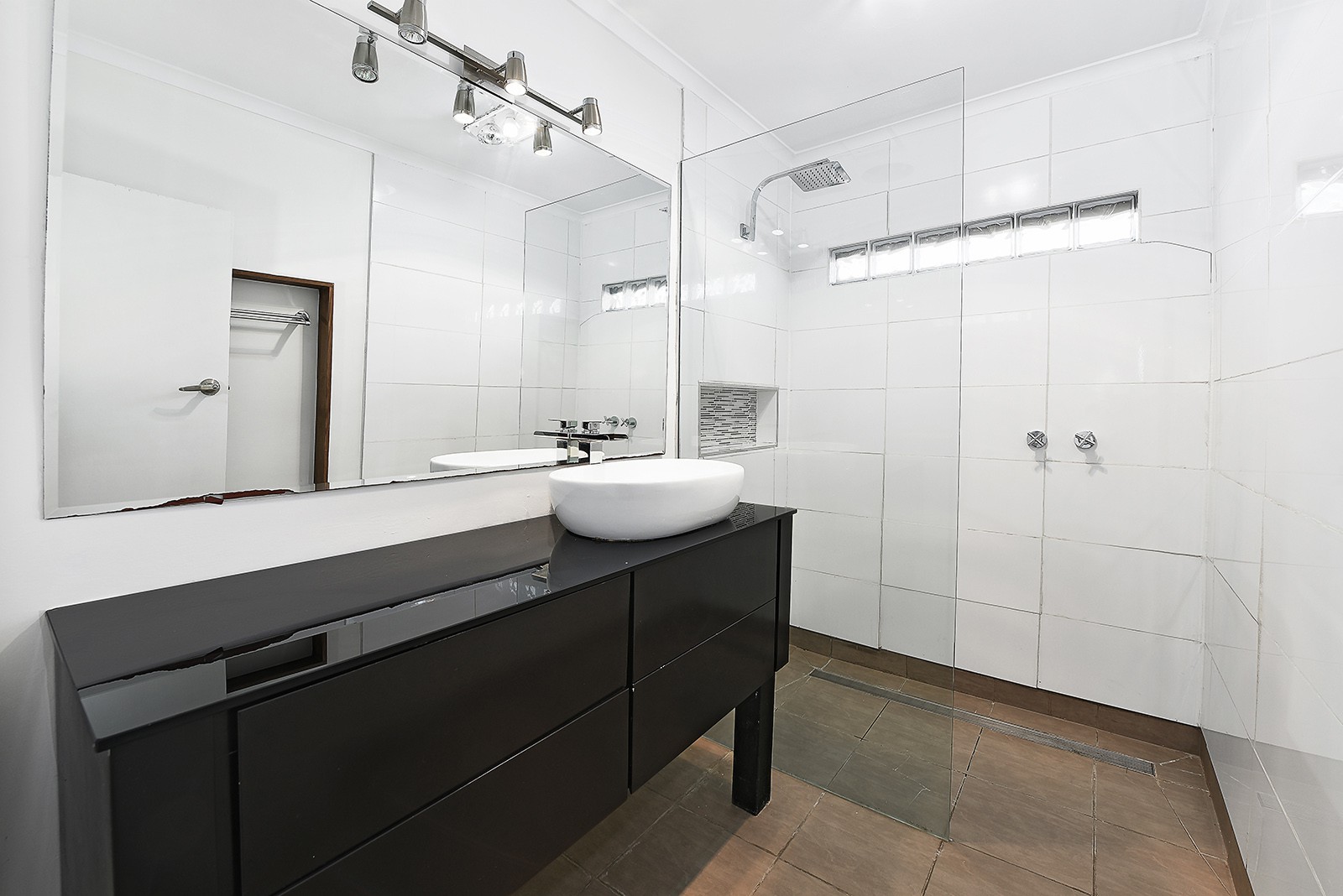 63 Parer Road, Airport West, VIC 3042, Airport West - Thumbnail 4