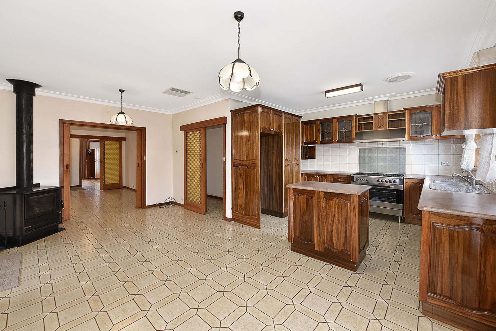63 Roberts Street, Keilor East, VIC 3033, Keilor East - Thumbnail 2