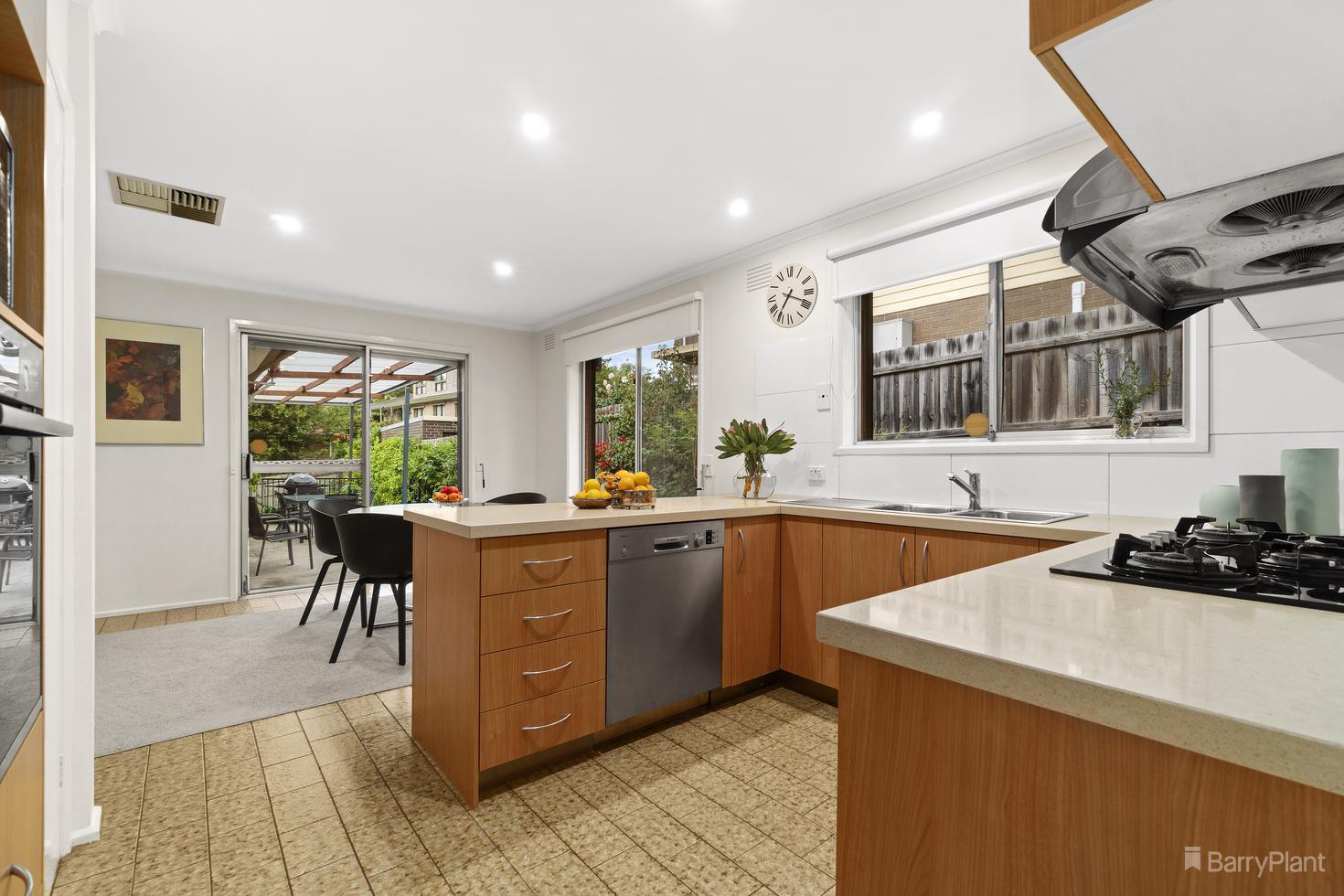 63 Rocklea Road, Bulleen, VIC 3105, Bulleen - Thumbnail 3