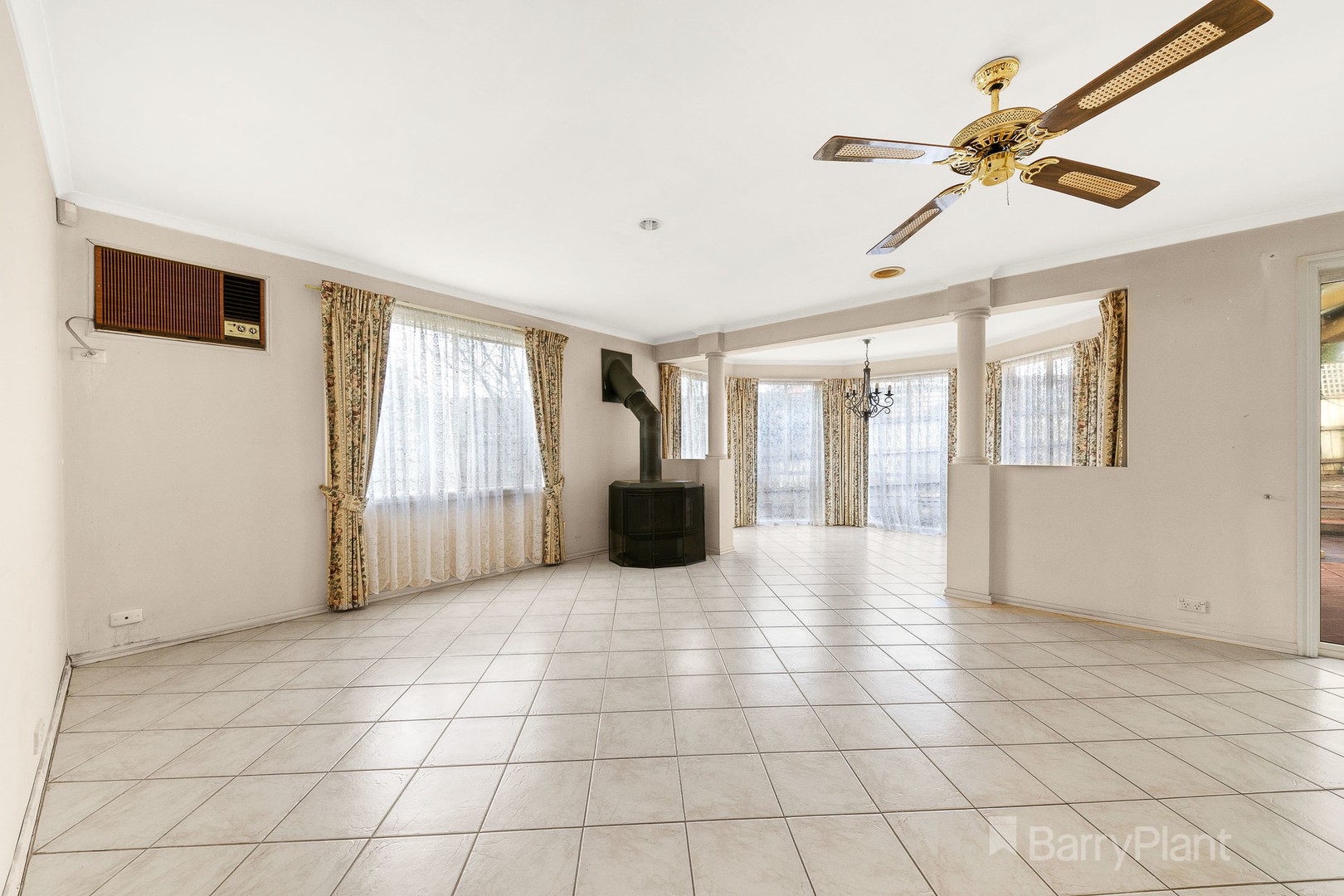 63 Shinners Avenue, Narre Warren, VIC 3805, Narre Warren - Thumbnail 3