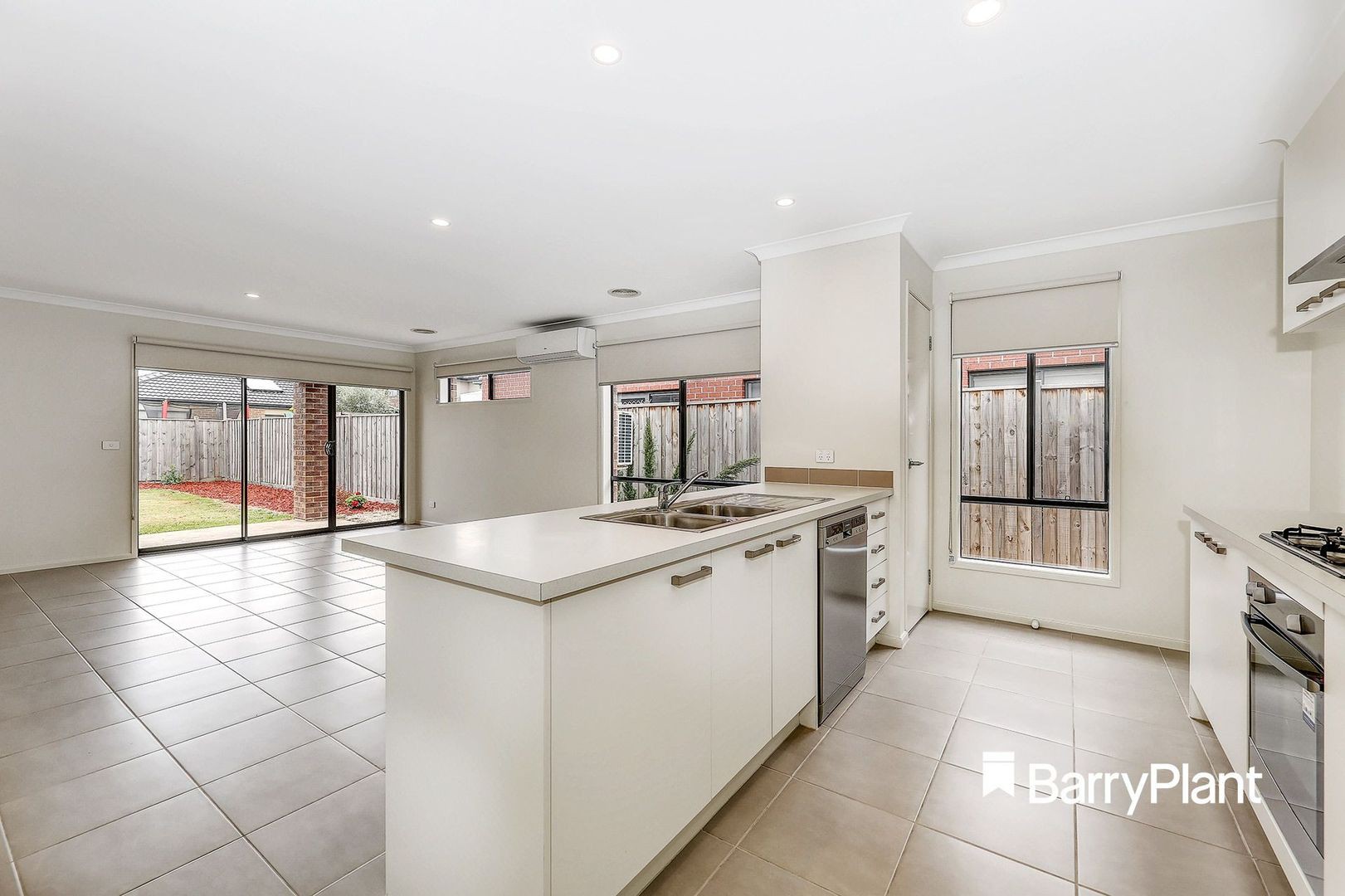 63 Straw Flower Circuit, Greenvale, VIC 3059, Greenvale - Thumbnail 3