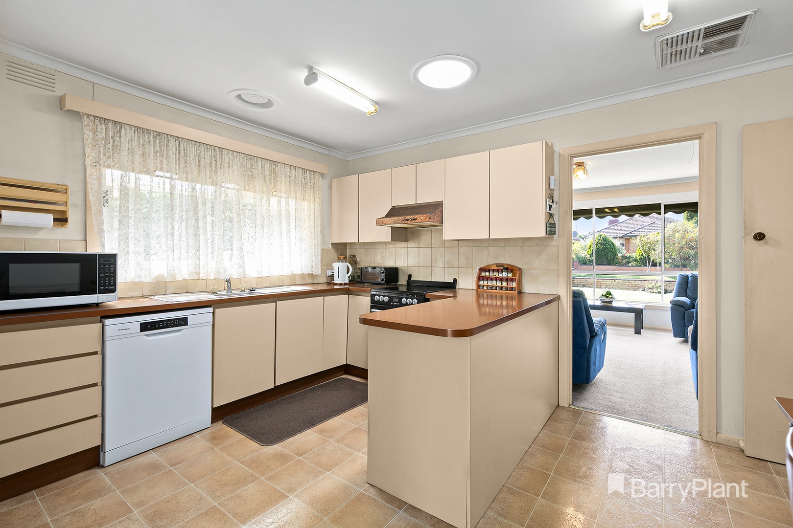 63 Sutherland Street, Hadfield, VIC 3046, Hadfield - Thumbnail 3