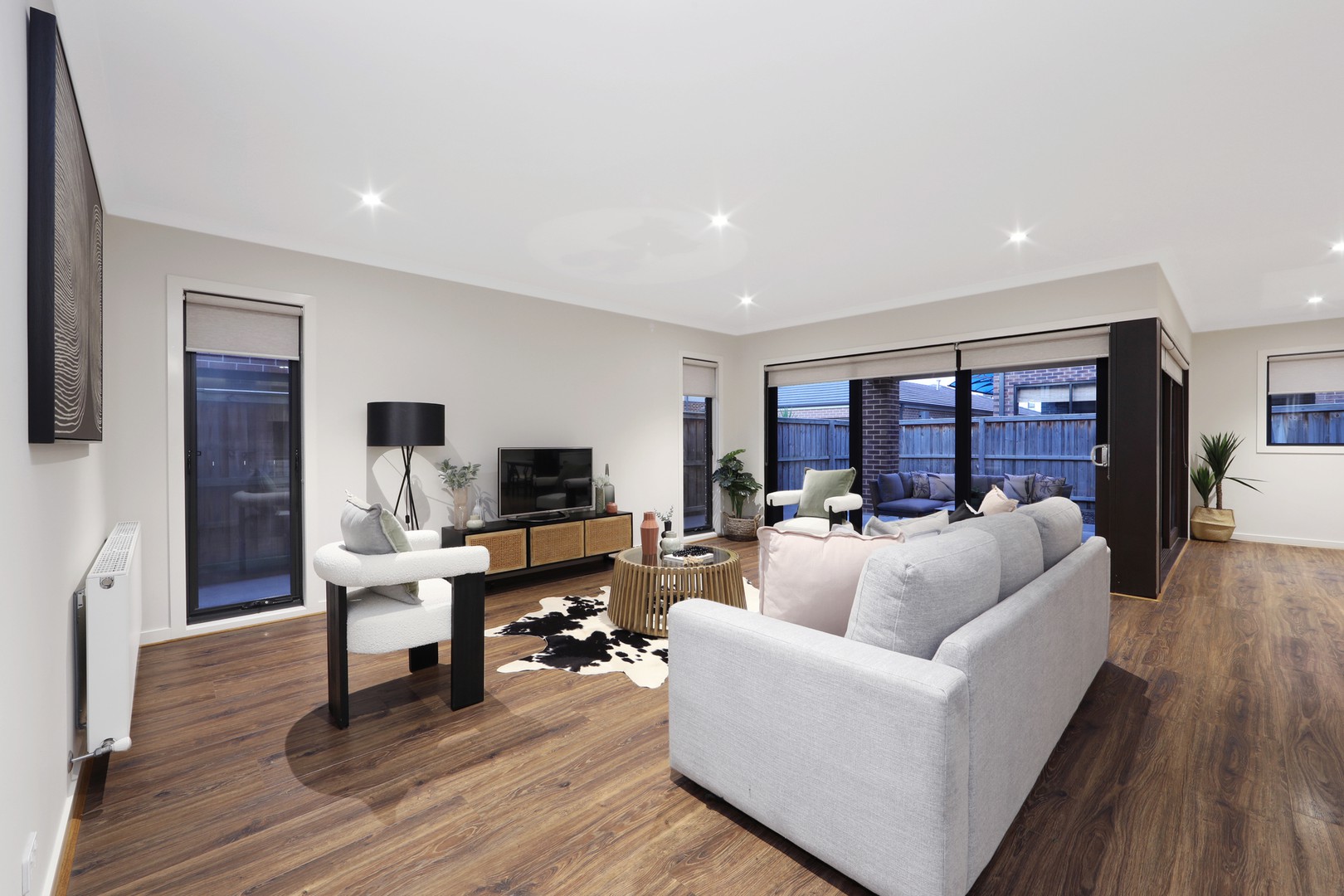 63 Verdant Street, Wantirna South, VIC 3152, Wantirna South - Thumbnail 2