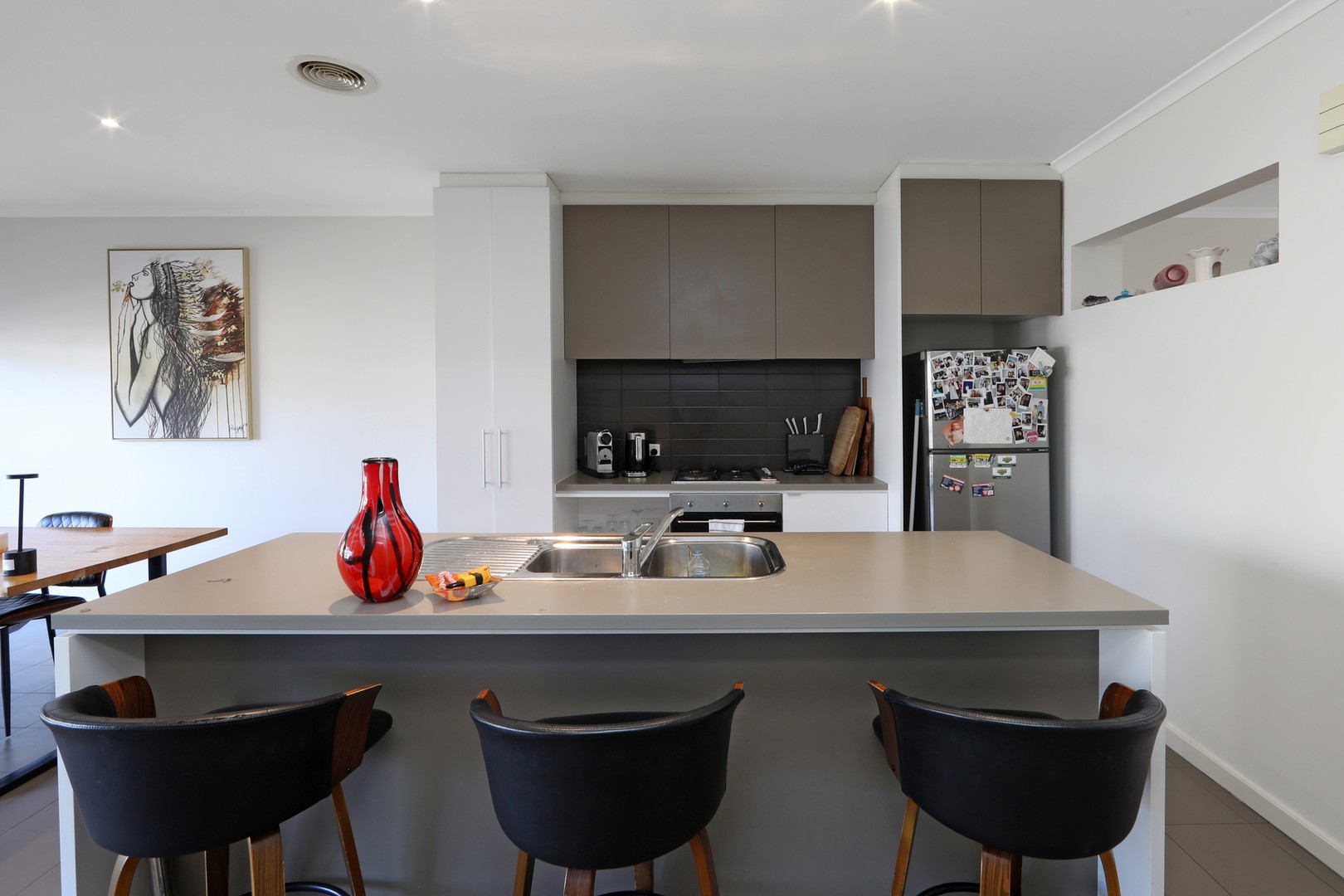 63 Waverley Park Drive, Mulgrave, VIC 3170, Mulgrave - Thumbnail 3