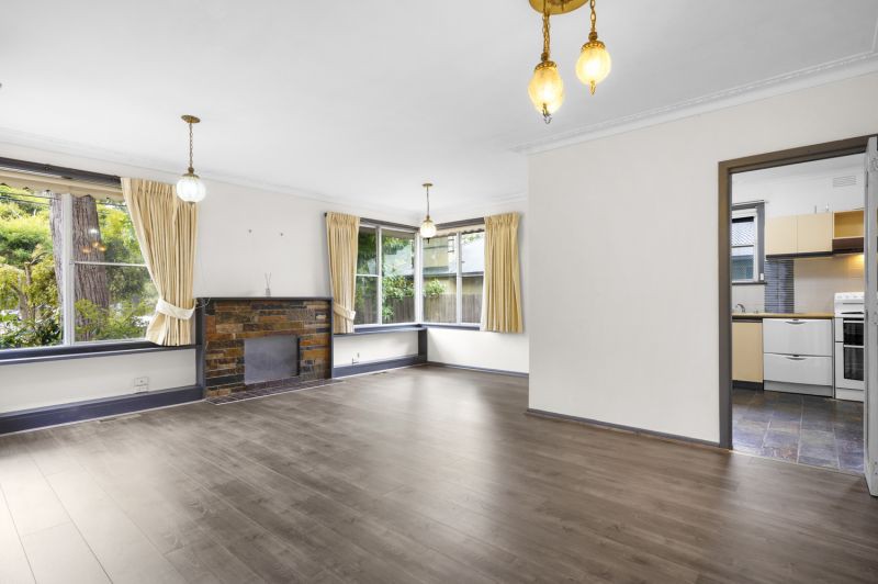 64 Alexandra Road, Ringwood East, VIC 3135, Ringwood East - Thumbnail 3