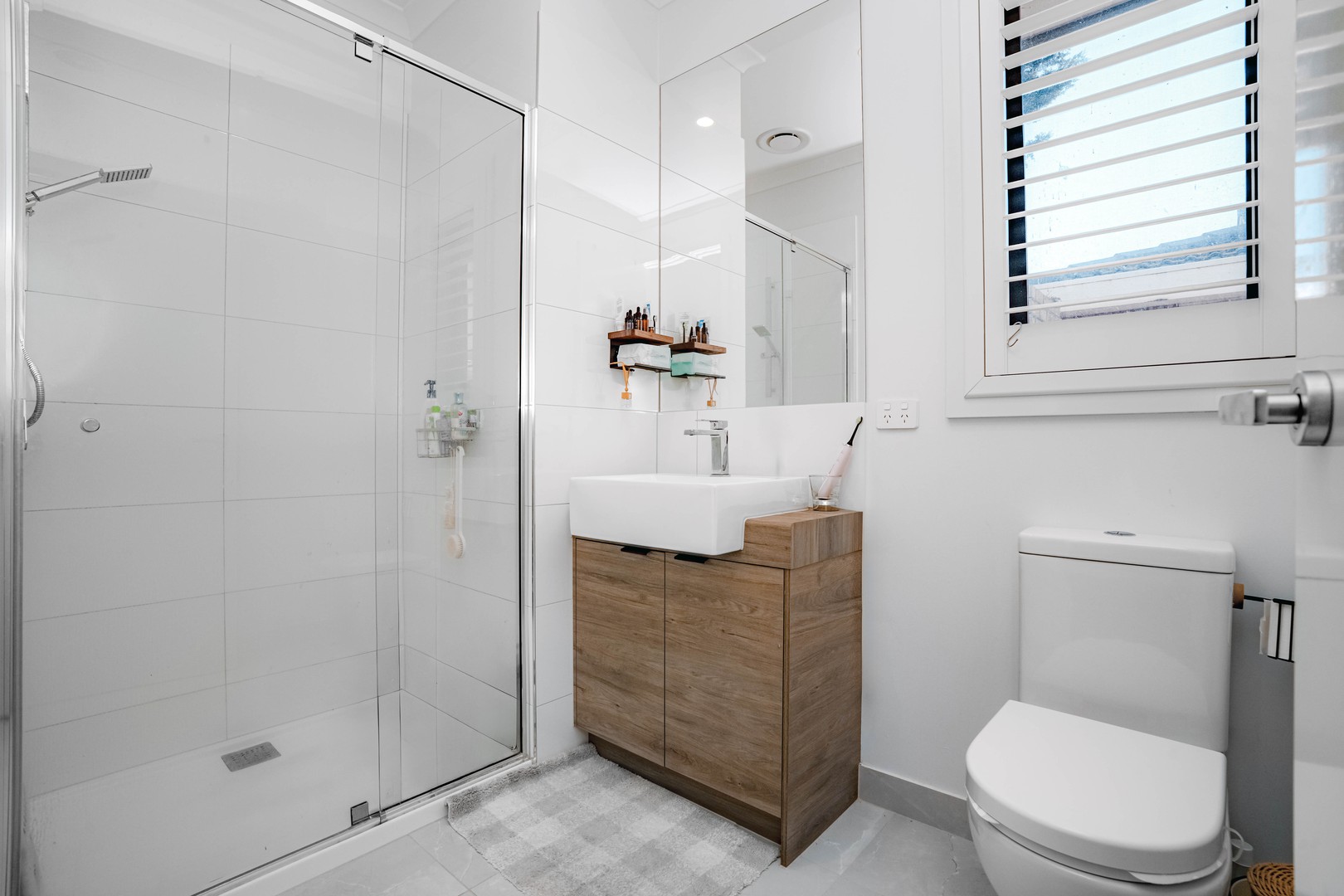 64 Coleman Road, Wantirna South, VIC 3152 - Thumbnail 2 - 23/04/2026