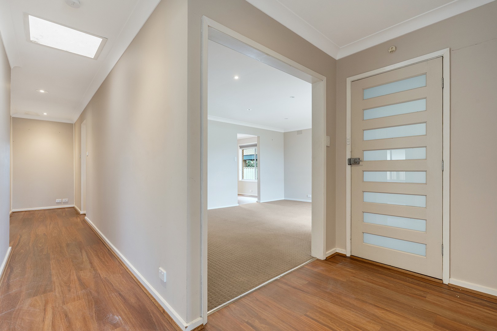64 Dianne Avenue, Craigieburn, VIC 3064, Craigieburn - Thumbnail 3
