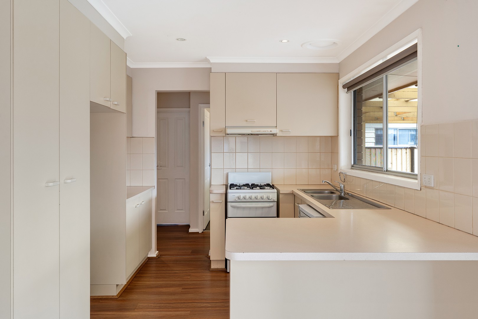 64 Dianne Avenue, Craigieburn, VIC 3064, Craigieburn - Thumbnail 8
