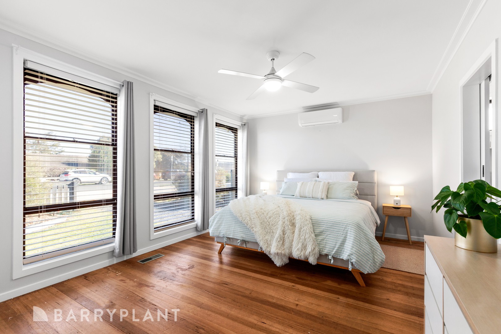 64 Dudley Street, Wallan, VIC 3756, Wallan - Thumbnail 2
