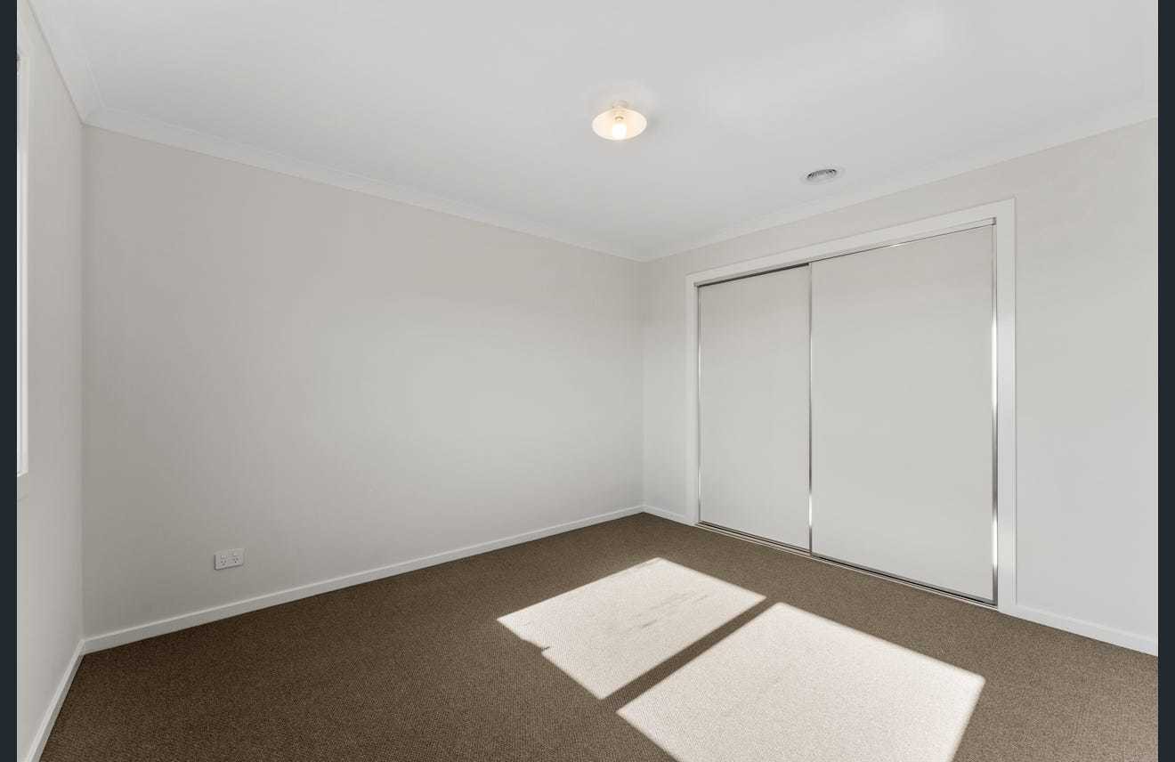 64 Farm Crescent, Donnybrook, VIC 3064, Donnybrook - Thumbnail 6