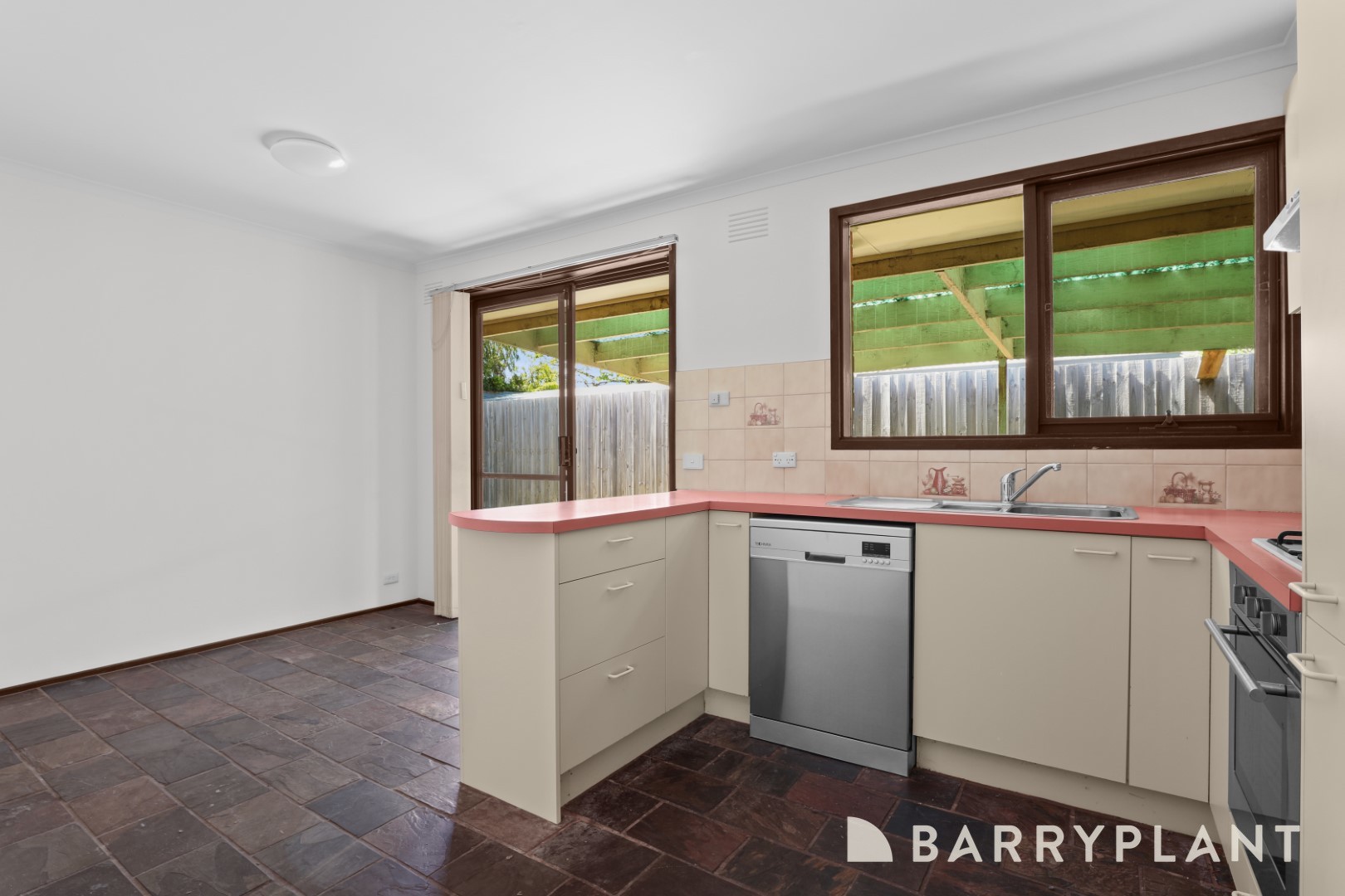 64 Field Avenue, Edithvale, VIC 3196, Edithvale - Thumbnail 3