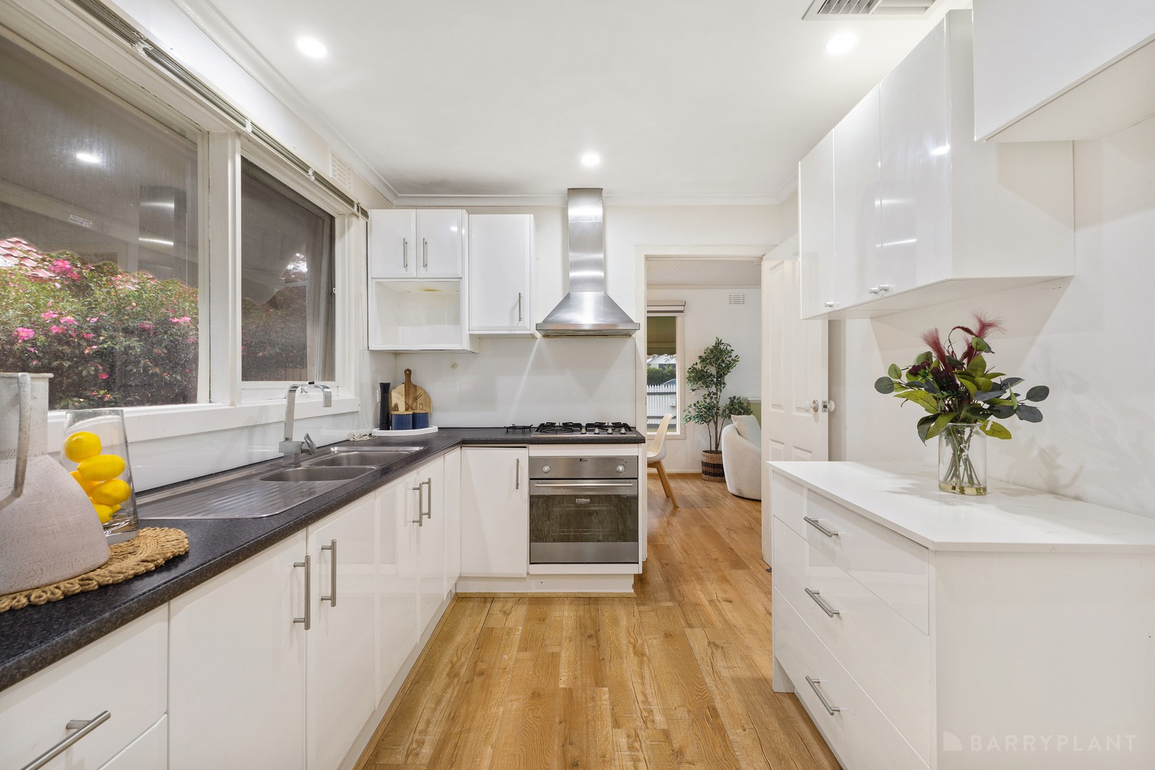 64 Hanleth Avenue, Springvale, VIC 3171, Springvale - Thumbnail 5