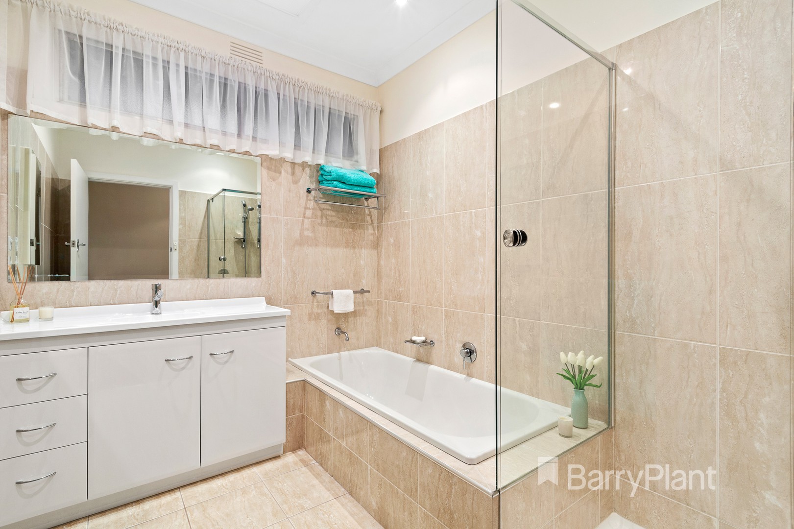 64 Hodgson Street, Templestowe Lower, VIC 3107, Templestowe Lower - Thumbnail 5