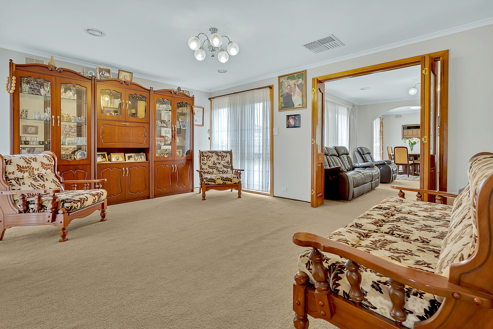 64 Hothlyn Drive, Craigieburn, VIC 3064, Craigieburn - Thumbnail 6