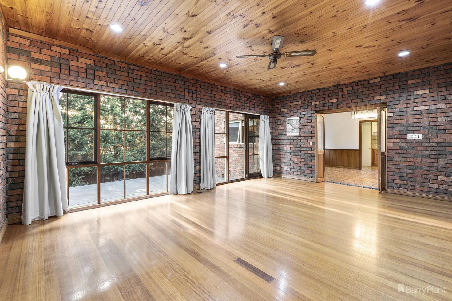 64 Lynnwood Parade, Templestowe Lower, VIC 3107, Templestowe Lower - Thumbnail 2