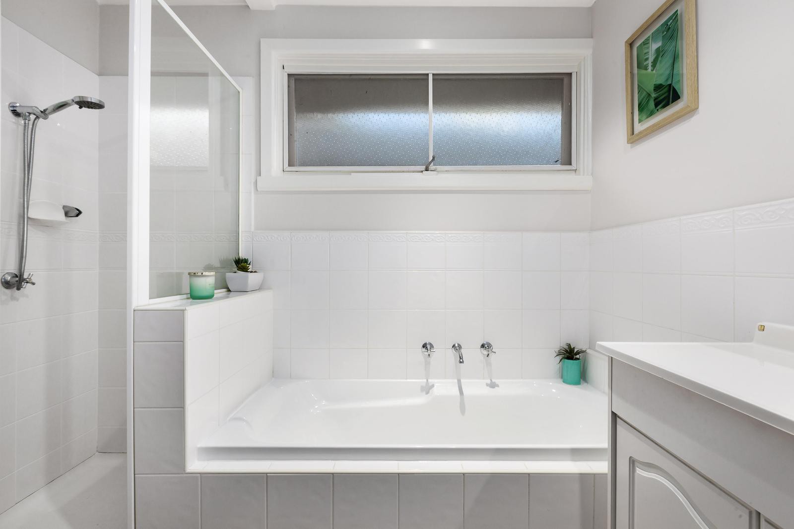 64 Lyon Road, Viewbank, VIC 3084, Viewbank - Thumbnail 8