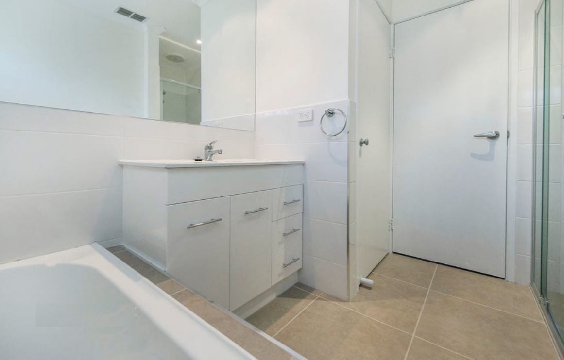 64 Mount Erin Crescent, Frankston South, VIC 3199, Frankston South - Thumbnail 5