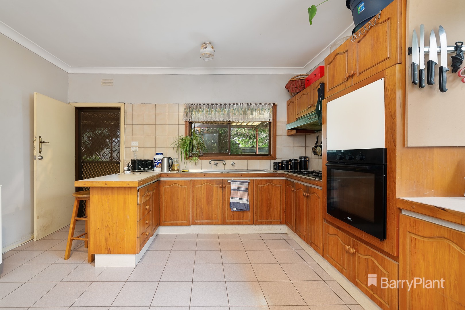 64 Mount View Road, Thomastown, VIC 3074, Thomastown - Thumbnail 7