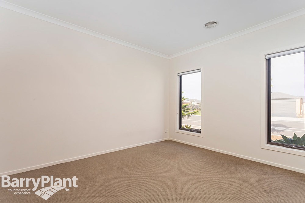 64 Prudence Parade, Point Cook, VIC 3030, Point Cook - Thumbnail 3