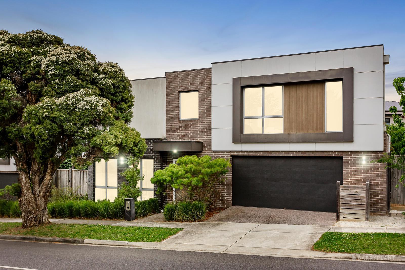 64 Robert Street, Bulleen, VIC 3105, Bulleen - Thumbnail 3