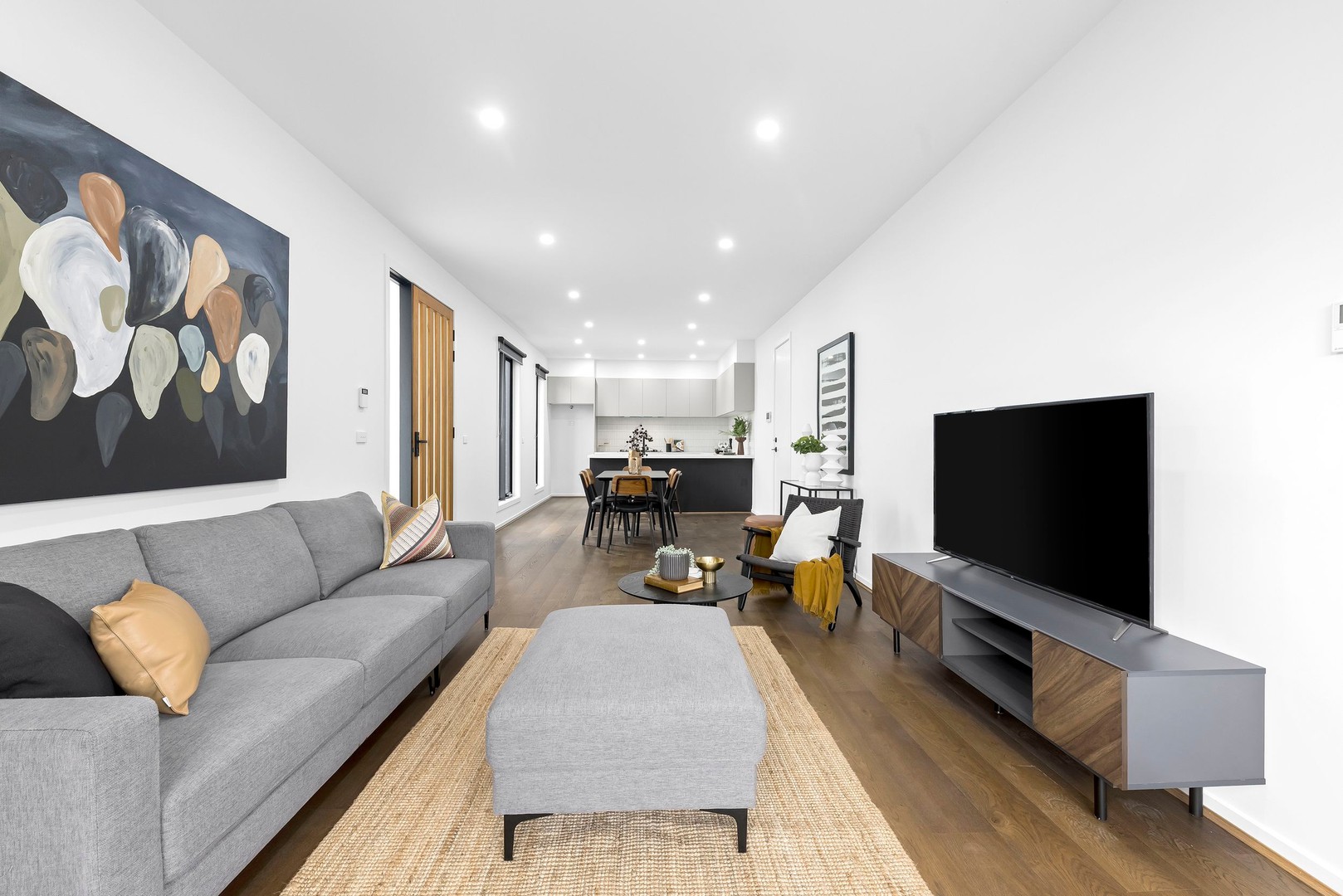 64 Roberts Road, Airport West, VIC 3042, Airport West - Thumbnail 2