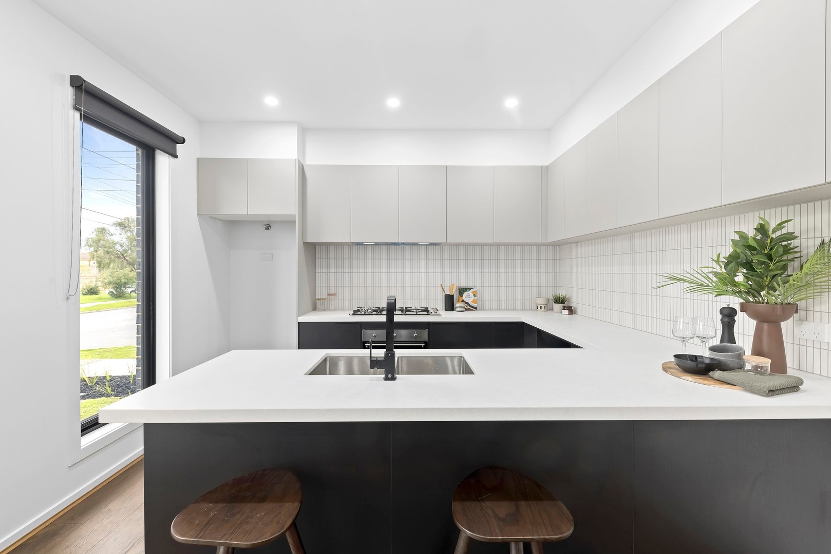 64 Roberts Road, Airport West, VIC 3042, Airport West - Thumbnail 5