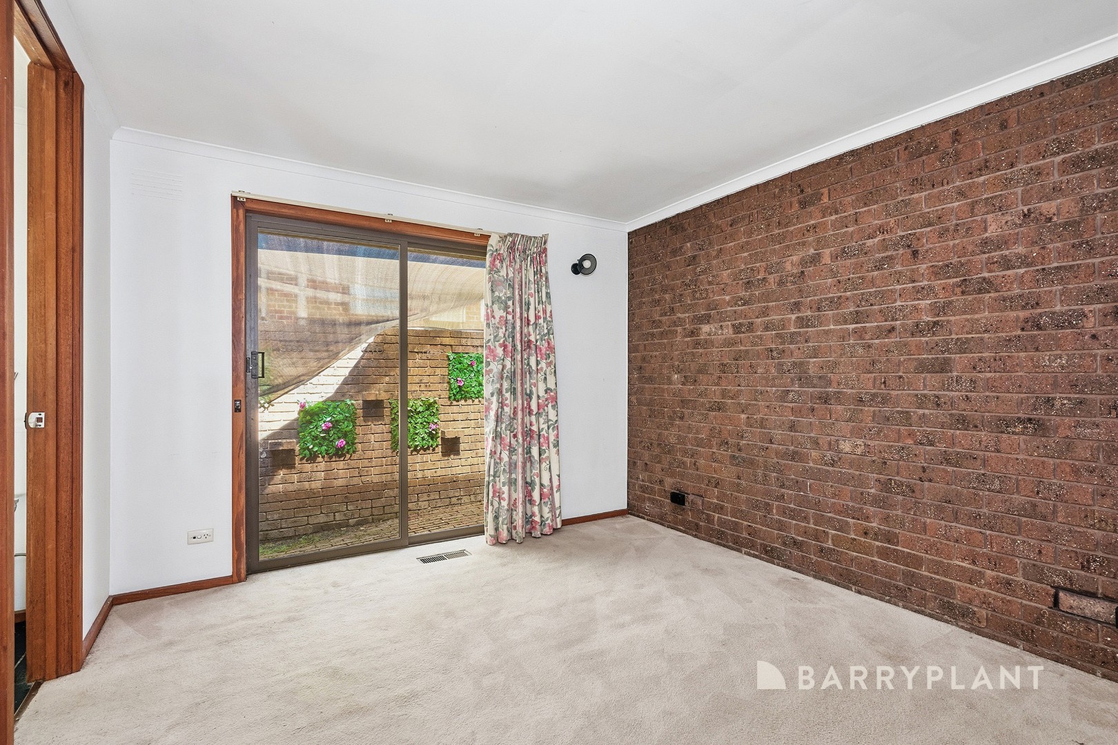 64 Roseman Road, Chirnside Park, VIC 3116, Chirnside Park - Thumbnail 8