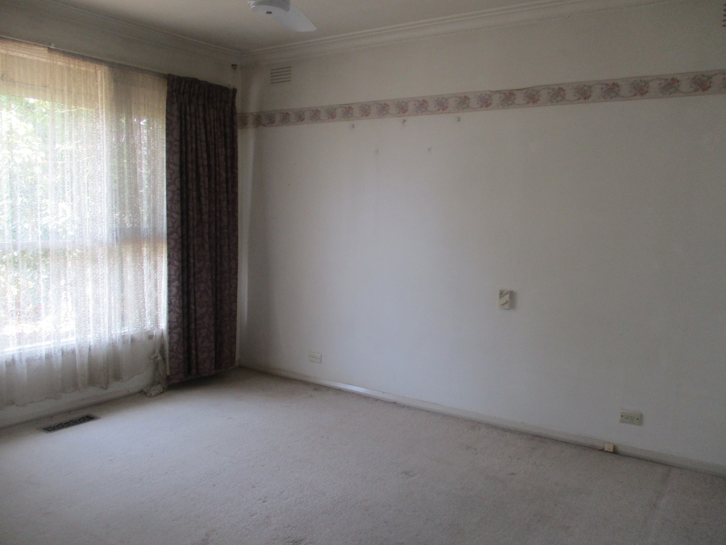 64 Scoresby Road, Bayswater, VIC 3153, Bayswater - Thumbnail 3