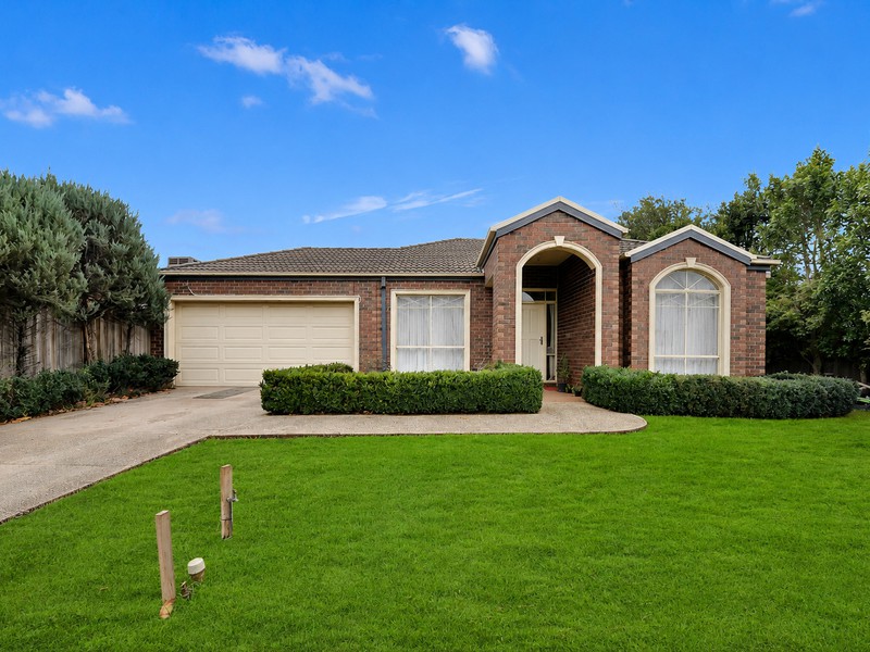 64 Shaftsbury Boulevard, Point Cook, VIC 3030 - Image - 28/05/2026