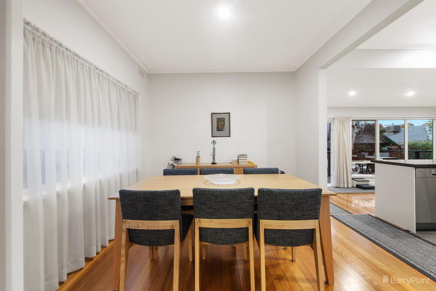 64 Shannon Street, Box Hill North, VIC 3129, Box Hill North - Thumbnail 3