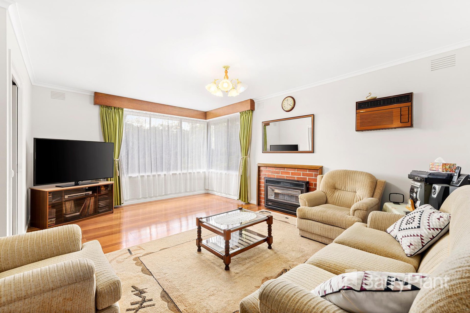 64 St Helena RoadGreensborough, VIC 3088, Greensborough - Thumbnail 3
