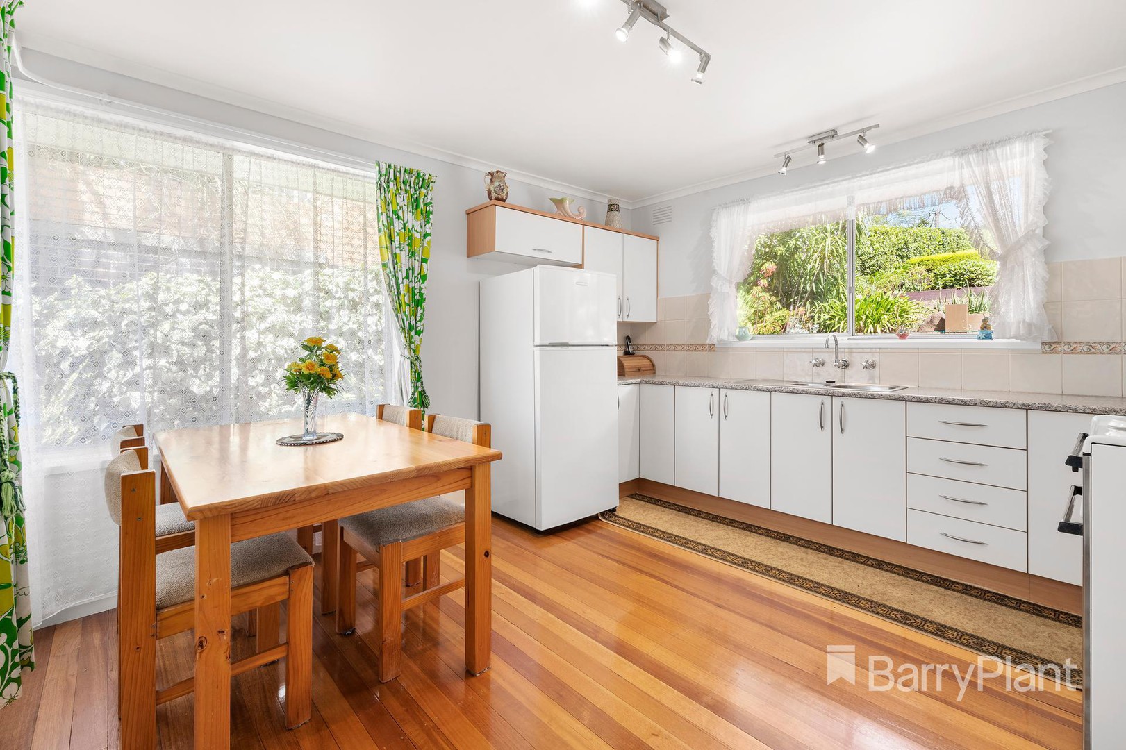 64 St Helena RoadGreensborough, VIC 3088, Greensborough - Thumbnail 4