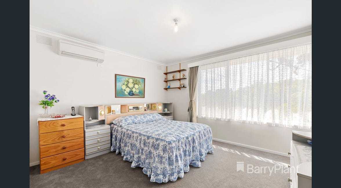 64 St Helena Road, Greensborough, VIC 3088, Greensborough - Thumbnail 5