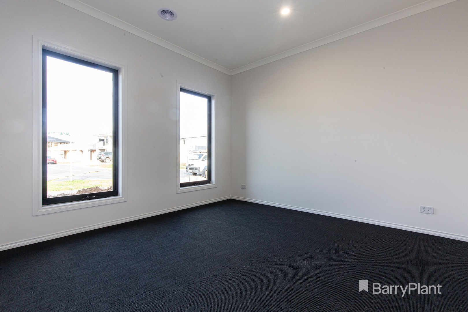 64 Taranaki Circuit, Clyde North, VIC 3978, Clyde North - Thumbnail 5