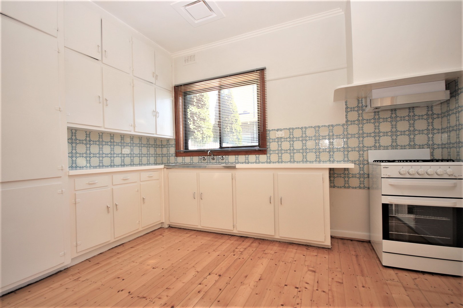 64 Tennyson Street, Norlane, VIC 3214, Norlane - Thumbnail 2